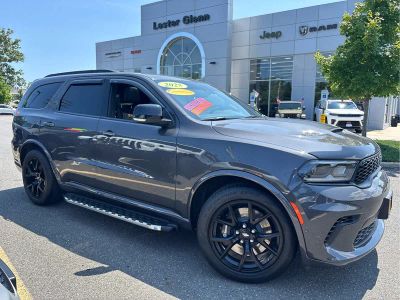 2025 Dodge Durango — detail view