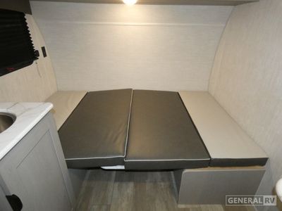 2025 Coachmen Clipper Cadet - Photo 9