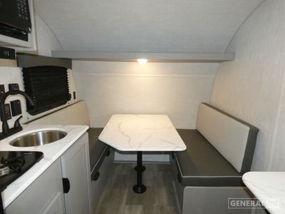 2025 Coachmen Clipper Cadet - Photo 6