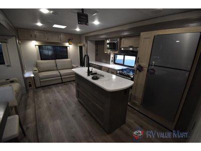 2026 Coachmen RV Catalina Legacy Edition - Photo 8