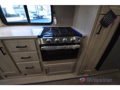 2026 Coachmen RV Catalina Legacy Edition - Photo 17