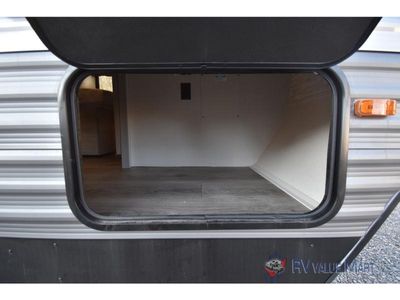 2026 Coachmen RV Catalina Legacy Edition - Photo 32