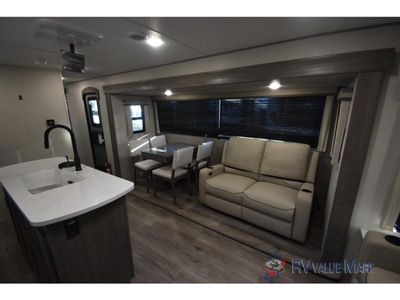 2026 Coachmen RV Catalina Legacy Edition - Photo 9