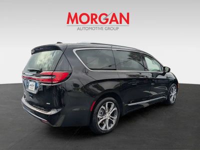 2026 Chrysler Pacifica — interior view