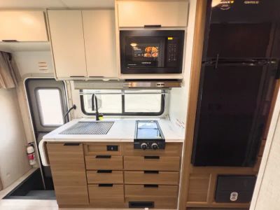 2027 Thor Motor Coach CHATEAU — photo 8 view