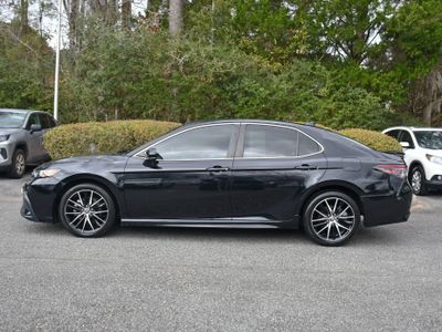 2021 Toyota Camry - Photo 2