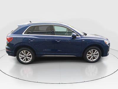 2025 Audi Q3 — photo 8 view