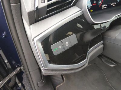 2025 Audi Q3 — photo 13 view