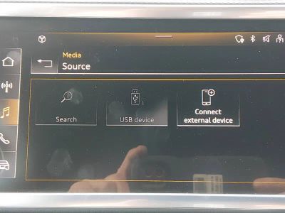 2025 Audi Q3 — photo 22 view