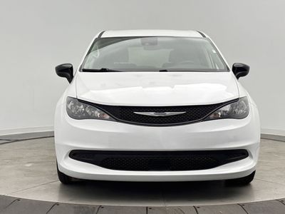 2024 Chrysler Voyager - Photo 2