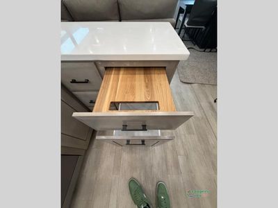2026 Jayco Pinnacle - Photo 17