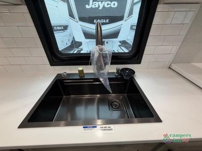 2026 Jayco Pinnacle - Photo 16