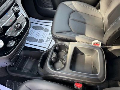 2026 Chrysler Pacifica — photo 24 view
