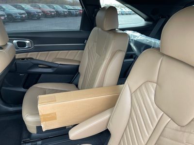 2026 Kia Sorento — photo 18 view