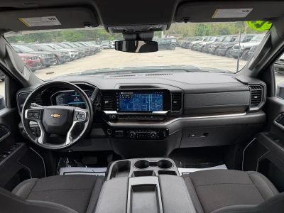 2025 Chevrolet Silverado 2500HD — photo 34 view