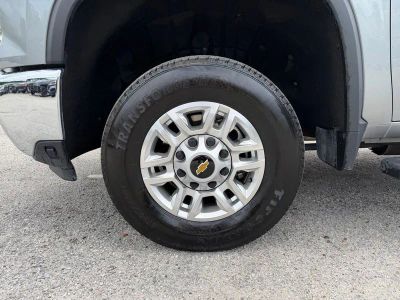 2025 Chevrolet Silverado 2500HD — photo 10 view