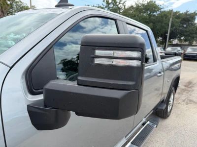 2025 Chevrolet Silverado 2500HD — photo 12 view