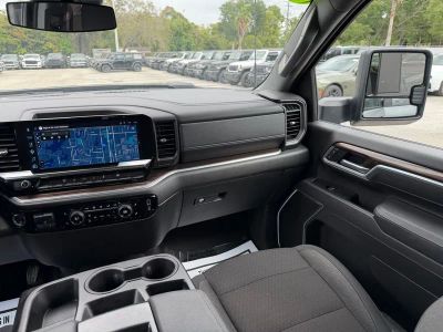 2025 Chevrolet Silverado 2500HD — photo 36 view