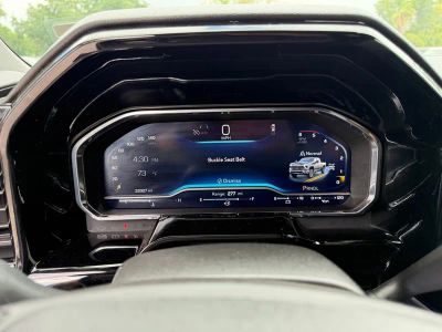 2025 Chevrolet Silverado 2500HD — photo 23 view