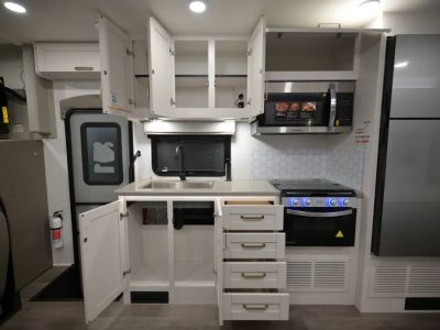 2027 Entegra ODYSSEY — photo 10 view
