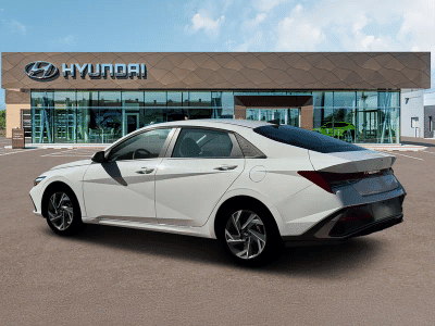 2026 Hyundai Elantra - Photo 4