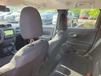 2022 Jeep Renegade — photo 28 view
