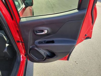 2022 Jeep Renegade — photo 33 view