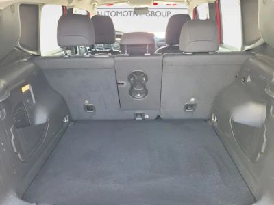 2022 Jeep Renegade — photo 9 view