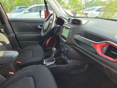 2022 Jeep Renegade — photo 34 view