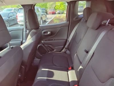 2022 Jeep Renegade — photo 29 view