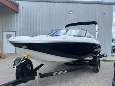 2017 Scarab 195 - Photo 7