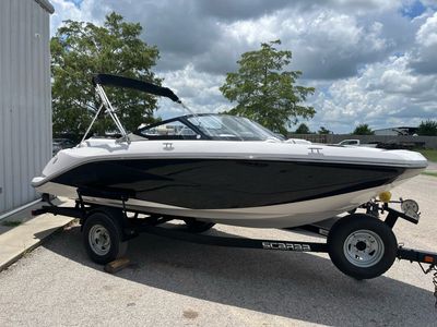 2017 Scarab 195 - Photo 1