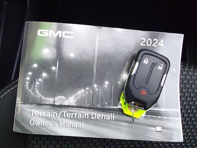 2024 GMC Terrain - Photo 19