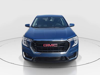 2024 GMC Terrain - Photo 2