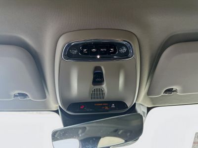 2022 Volvo S60 - Photo 18