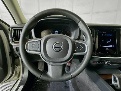 2022 Volvo S60 - Photo 15