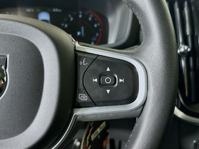 2022 Volvo S60 - Photo 17