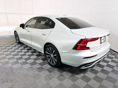2022 Volvo S60 - Photo 5