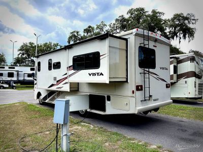 2019 Winnebago Vista - Photo 3