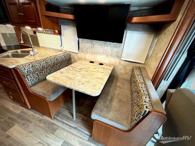 2019 Winnebago Vista - Photo 11