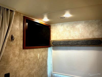 2019 Winnebago Vista - Photo 16