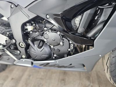 2026 Kawasaki Ninja ZX-6R - Photo 13