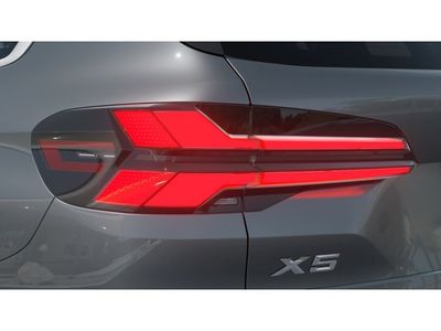 2026 BMW X5 xDrive40i — photo 8 view