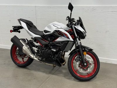 2026 Kawasaki Ninja 500 - Photo 2