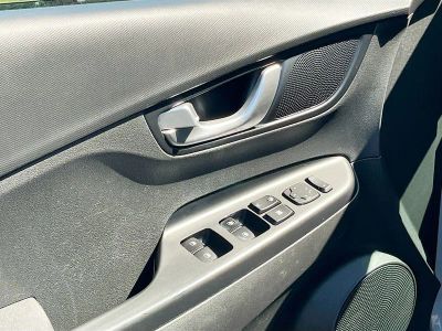 2022 Hyundai Kona — photo 16 view