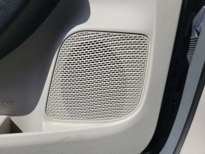 2023 Chrysler Pacifica — photo 17 view