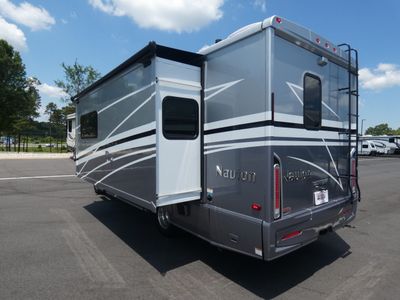 2025 Winnebago Navion - Photo 3
