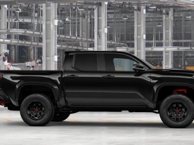 2026 Toyota Tacoma i-FORCE MAX - Photo 13