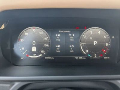 2026 Land Rover Defender 130 — photo 25 view