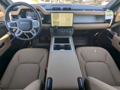 2026 Land Rover Defender 130 — photo 14 view